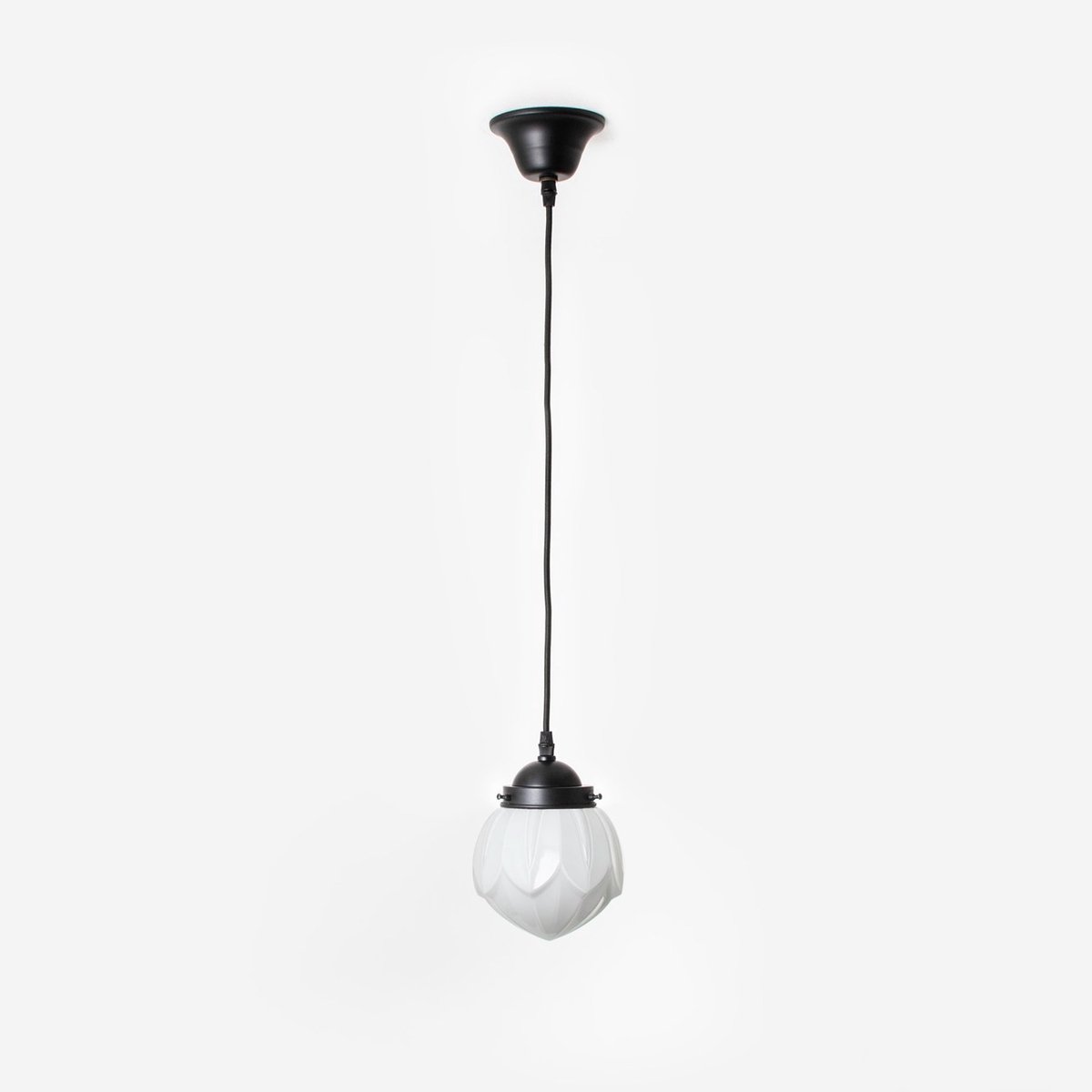 Coloured by Art Hanglamp aan snoer Lotus Moonlight - Art Deco Trade Zwart