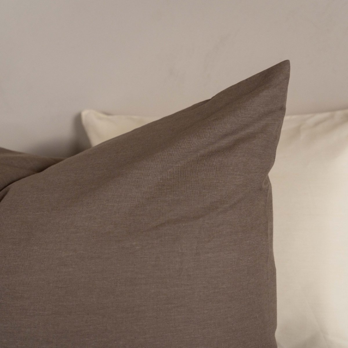 Kayori Kai Kussensloop - 60x70cm Set van 2 - 100% Katoen (waarvan 20% biologisch) - Zacht - Taupe