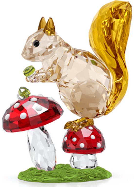 écureuil swarovski et champignons 5684343