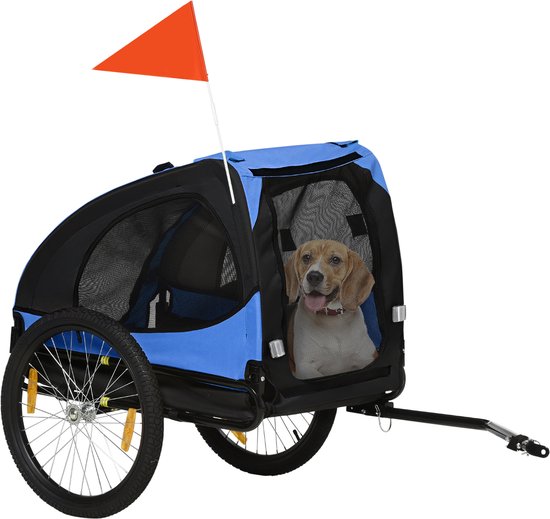 Blauwe en zwarte fietskar met een beagle erin, met een oranje vlaggetje bovenop.