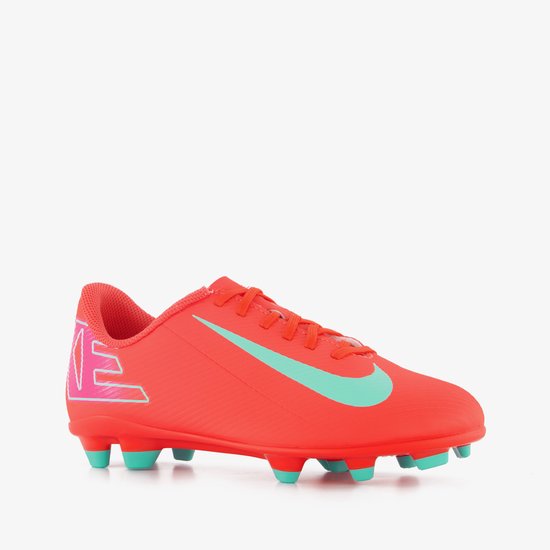 Nike jr. Mercurial vapor 16 club de couleur orange.
