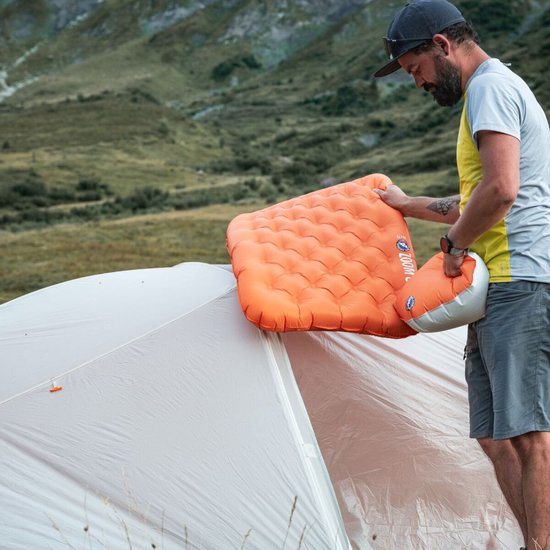 "Big Agnes Zoom UL Insulated Slaapmat - Oranje Regular - 20"" x 72""" van Big Agnes — afbeelding 3