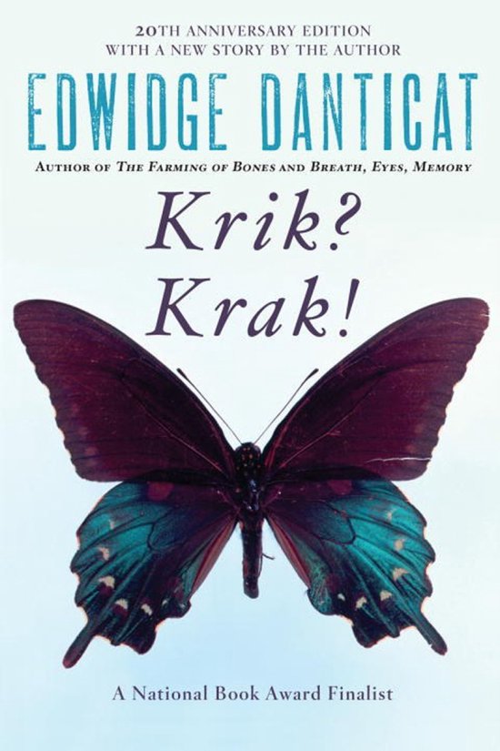 Boekomslag van "Krik? Krak!" door Edwidge Danticat met een grote, donkerpaarse vlinder met blauwe vleugelpunten.