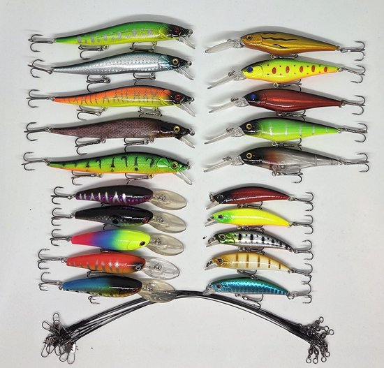 Kunstaas set 30-delig – pluggen – crankbaits – stalen onderlijn