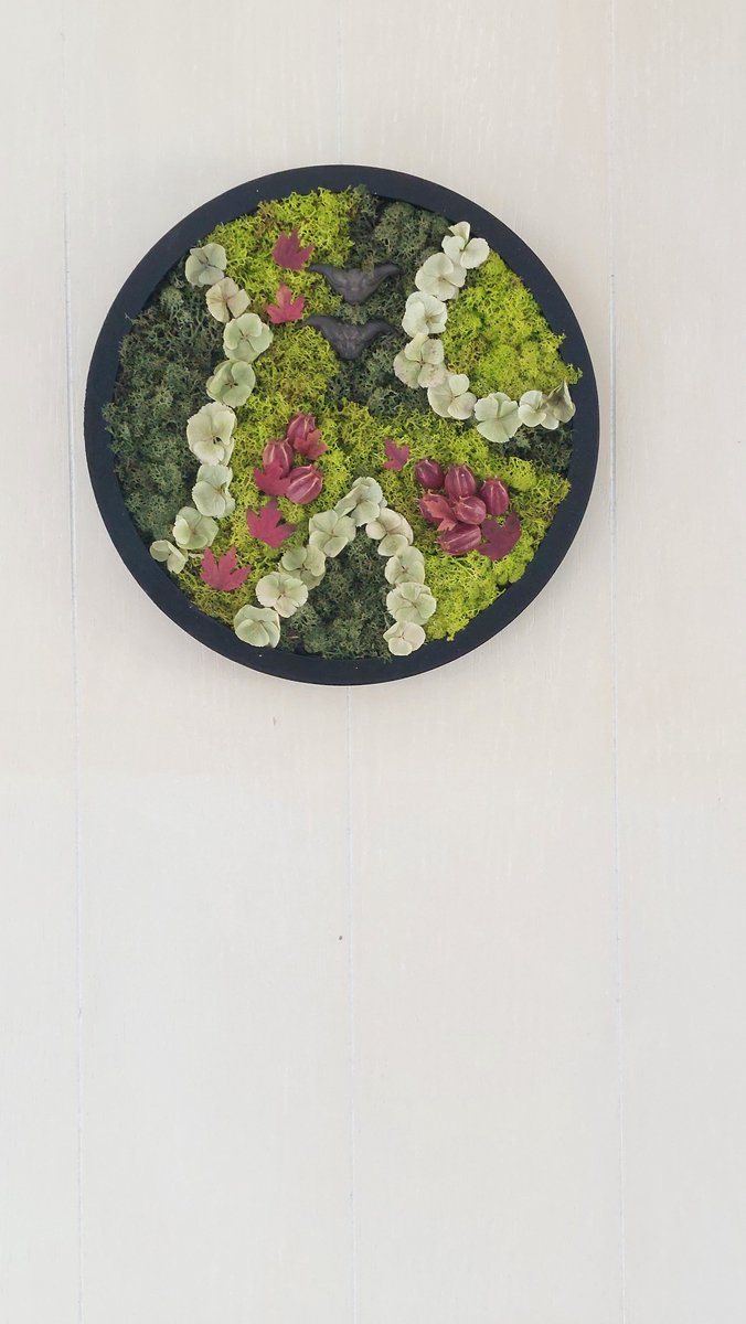 Stijlvolle Mosschilderij- Moswand van Rendiermos en droogbloemen - woondecoratie- huwelijks cadeau- geschenk- rond Ø38cm dikte 3cm