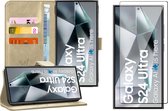 Hoesje geschikt voor Samsung Galaxy S24 Ultra - Screenprotector Volledig Dekkend Glas - Portemonnee Book Case Goud