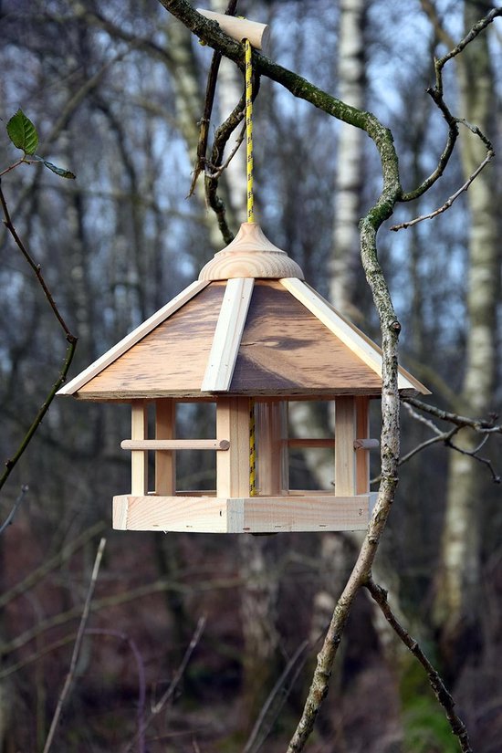 Vogelhuisje van klein tot groot XXL. Voederhuis, Voederhuisje