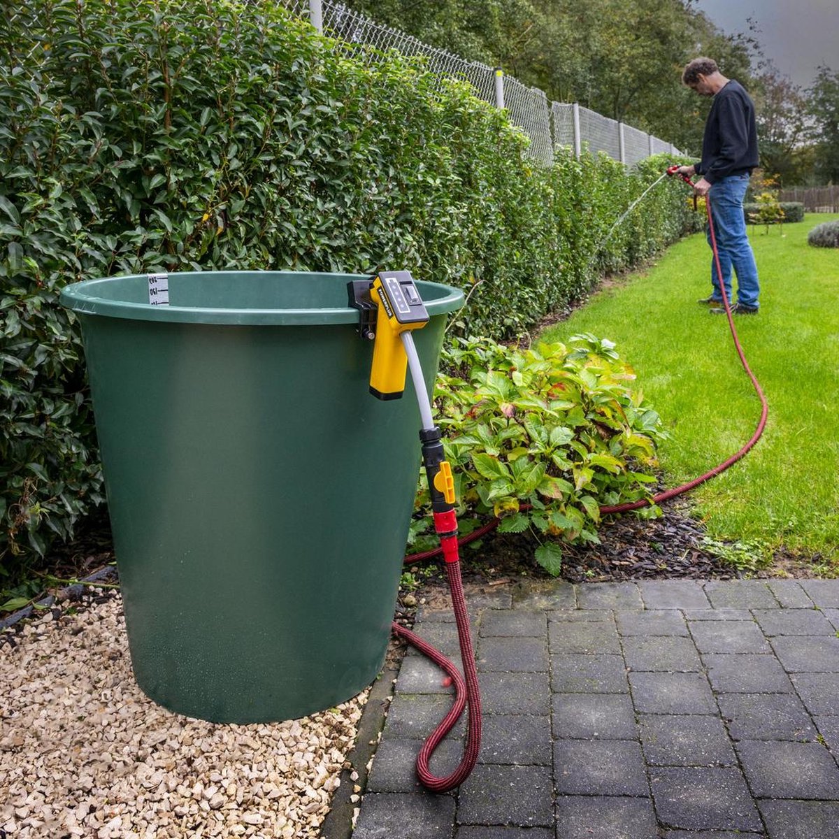 Powerplus Accu Regentonpomp POWXG9650 - 12 V pomp - Max debiet 1500 l/uur - Tuinpomp, zuigpomp, tuingereedschap – foto 6