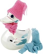 Spaarpot Eend verzilverd, met roze en licht-blauwe muts & sjaal, dan kunt u zelf een keuze maken - Merk : Edzard - Aanslagbestendig - Hoogte 13 cm - Leuk om cadeau te geven bij een babyshower, kraam cadeau, verjaardag, etc.