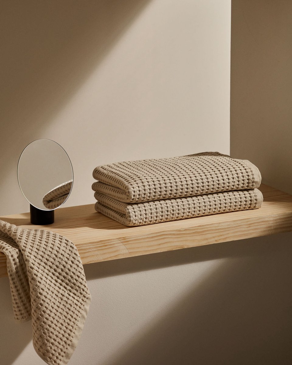 Kave Home - Zinnia handdoek van 100% katoen in beige 70 x 140 cm