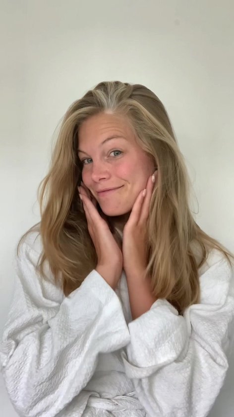 SKINTONE SKIN - Vitamine C Serum Booster - Met Vitamine E & Hyaluronzuur - Gezichtsserum - Collageen - Anti Rimpel - Anti Acne - Tegen Pigmentvlekken - 30ml – Vrouwen – Mannen – Gezicht – Vitamin – verzorging – Puisten - Puistjes