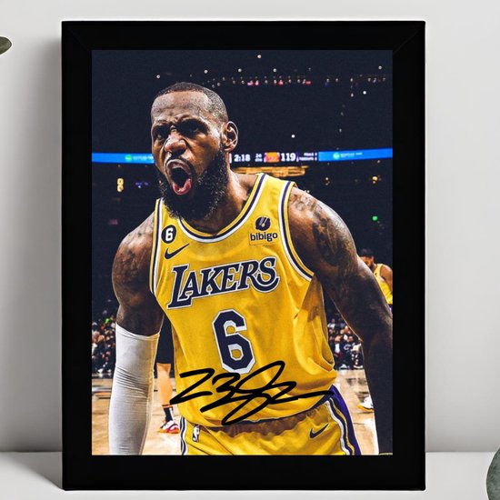 Lebron James Ingelijste Handtekening – 15 x 10cm In Klassiek Zwart Frame – Gedrukte handtekening – NBA - Basketbal - LA Lakers - Cleveland Caveliers - Hall of Fame