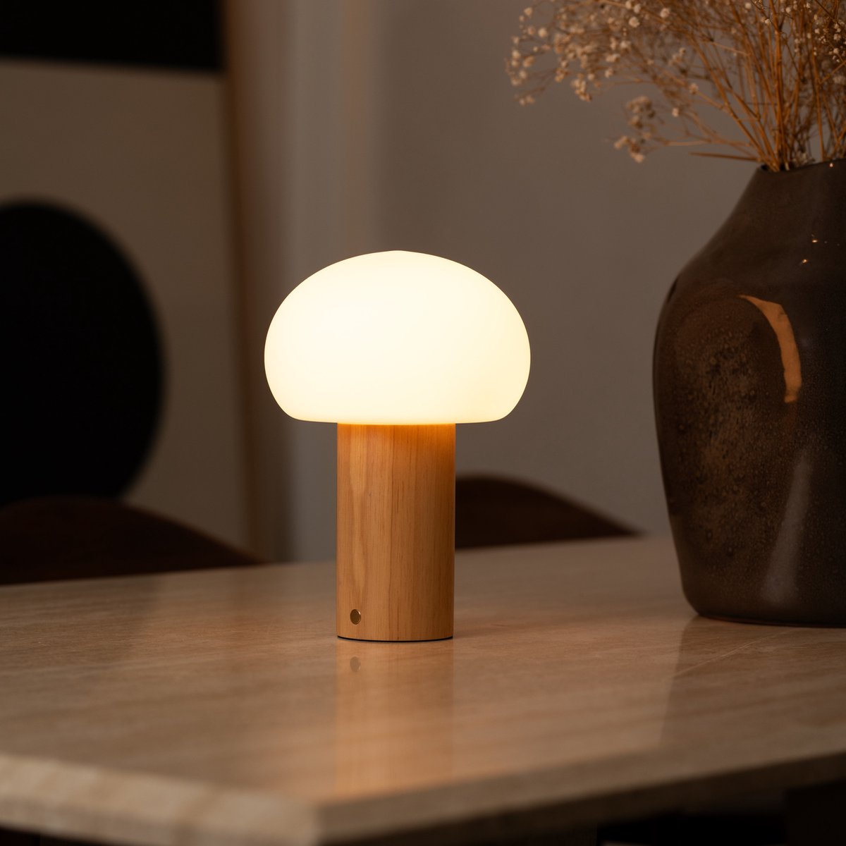 Tavellio Sam Oplaadbare Tafellamp – H26 – Hout en Glas – Tot 100 branduren – Lichtbruin