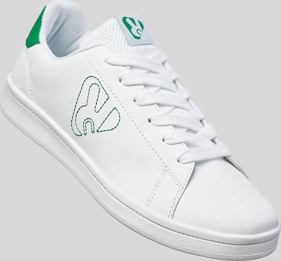 Casual Baskets Witte avec accents verts Owens Taille 38