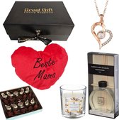 GreatGift®- Geschenkset in Luxe Giftbox - Moederdag - Cadeau - Liefde - Giftbox - Chocolade Bonbons - Geurkaars - Liefdes ketting -Voor Mama