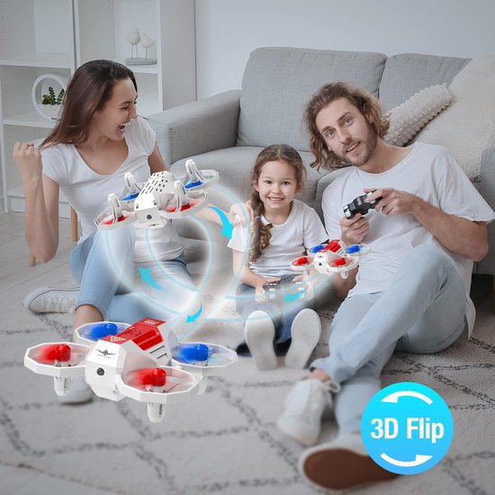 Familie geniet van witte mini-drones met rode en blauwe propellers. "3D Flip" aanduiding.