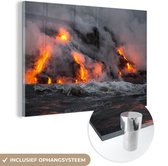 MuchoWow® Glasschilderij 120x80 cm - Schilderij acrylglas - Lava stroom aan de kust - Foto op glas - Schilderijen