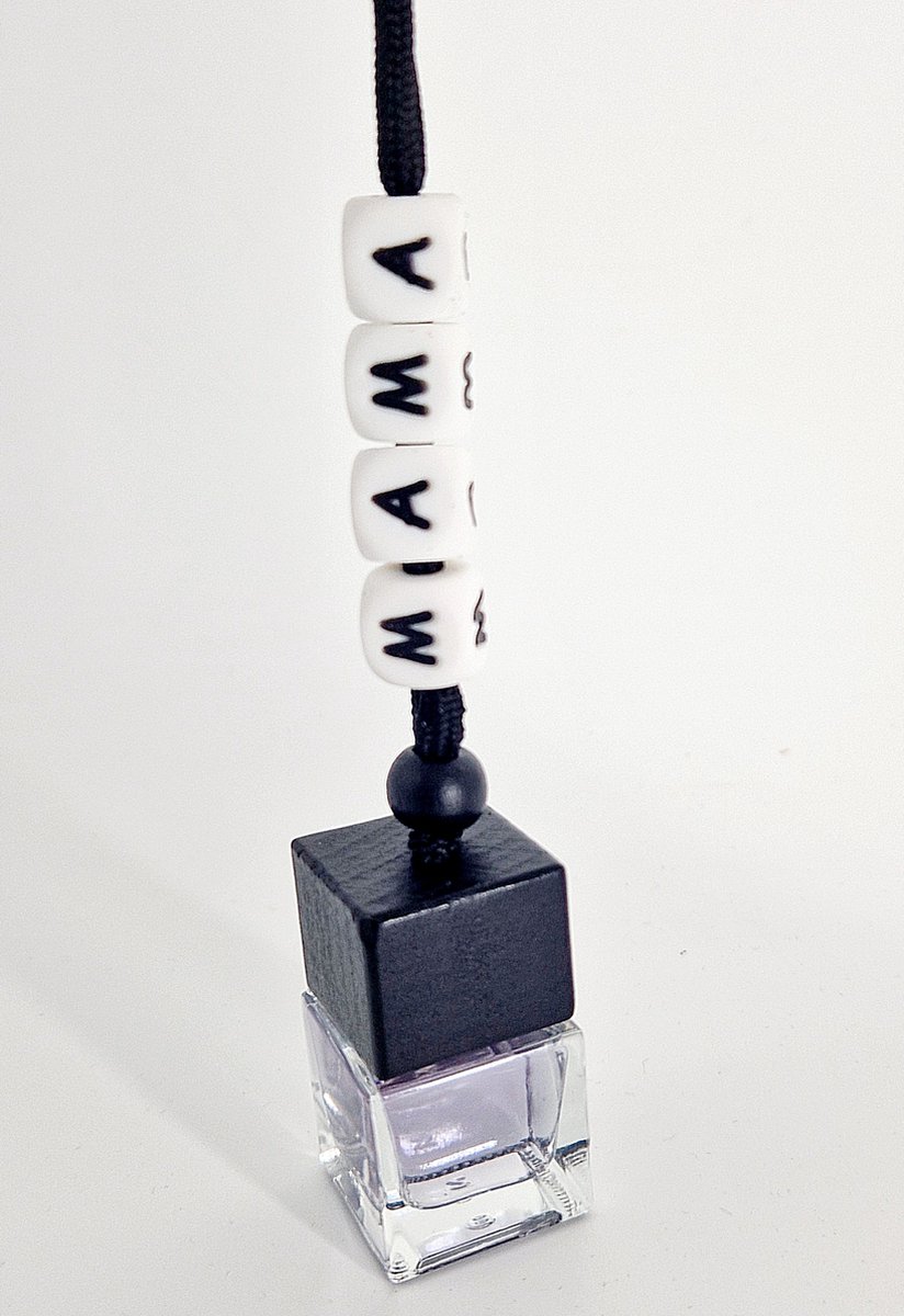 Goedkoopste Autoparfum MAMA - 8ml - Autogeur Spirit - Dupe - Geïnspireerd door bekende Huisparfum - Autogeurtje - Autoverfrisser - Autoparfum -Cadeau dames - cadeau vrouw - Moederdag - Verjaardag - Valentijnsdag - verjaardagscadeau - cadeau moeder - cadeau mama