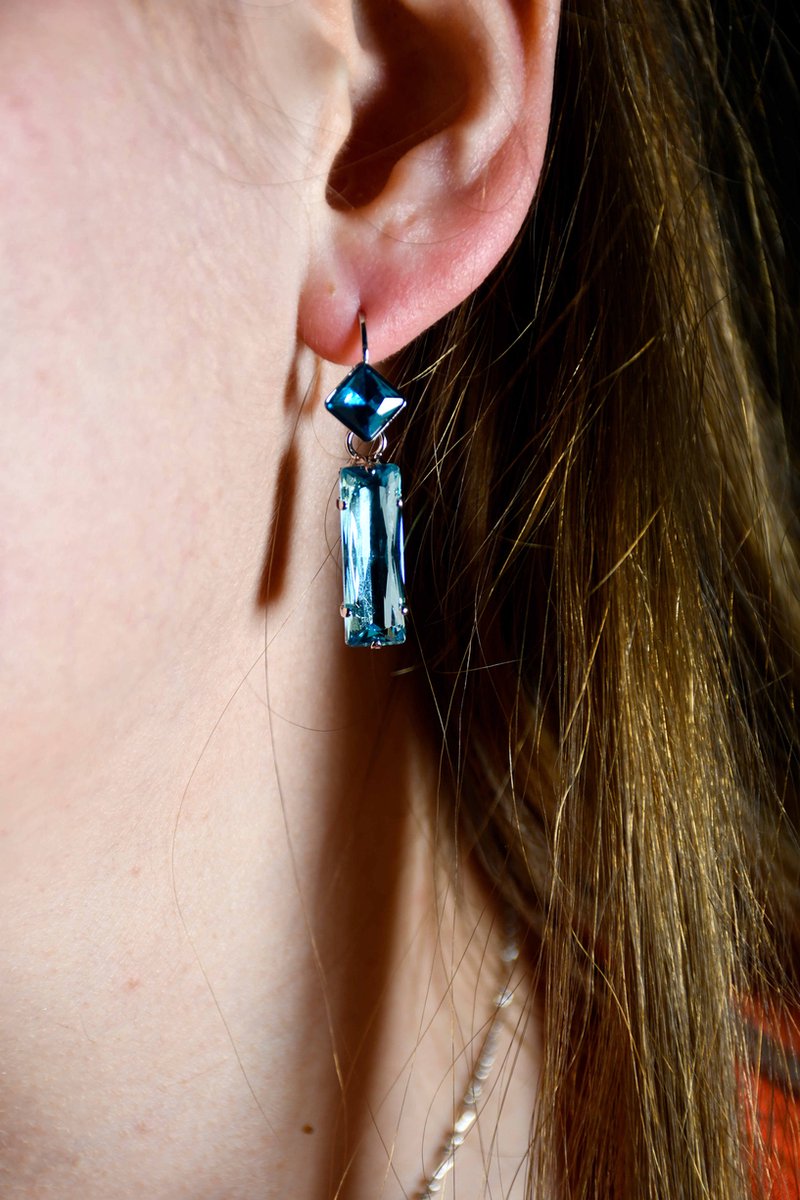 Handgemaakte SCREW Oorbellen - 3,5 cm Lang - Italiaans Design met SWAROVSKI ELEMENTS™ - Antiallergisch Rodiummateriaal