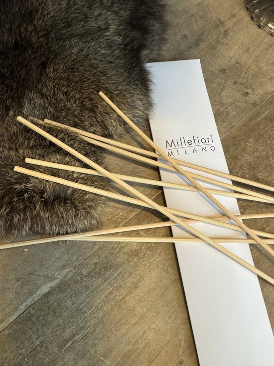 Millefiori milano geurstokjes hout blank stokjes in een verpakking voor 250 ml