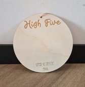 High five bord 20cm - voor de liefste oma - moederdag - omadag - handafdruk - verf - knutselen - handgemaakt - hout - graveren - persoonlijk - meerdere varianten - 20cm