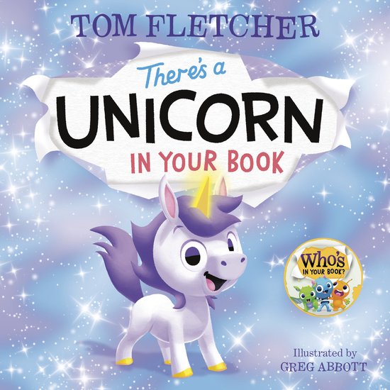 Boek kaft met een schattige, witte eenhoorn met een paarse manen en staart, en een gouden hoorn, tegen een sprankelende, paarse achtergrond. Tekst: 'Tom Fletcher, There's a Unicorn in Your Book'.