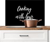 Spatscherm keuken 80x55 cm - Kookplaat achterwand Quotes - Koken - Liefde - Cooking with love - Spreuken - Muurbeschermer - Spatwand fornuis - Hoogwaardig aluminium