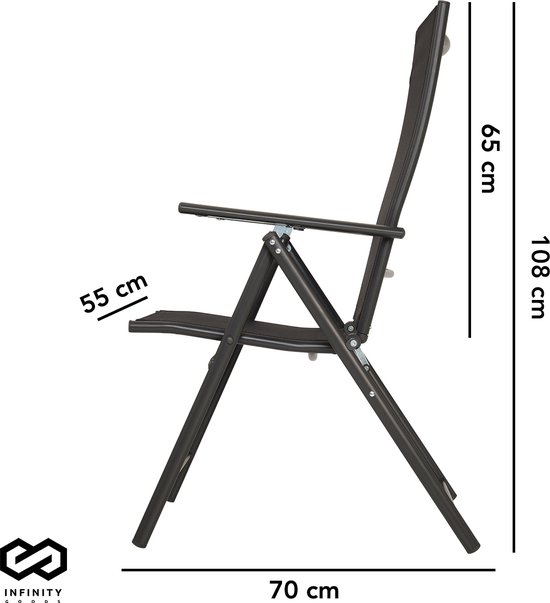 Zwarte inklapbare tuinstoel met afmetingen gemarkeerd: 70 cm breed, 55 cm zithoogte, 108 cm totale hoogte, 65 cm rugleuninghoogte.