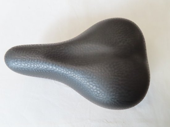 Selle Royal Fietszadel Kinderzadel Effen Zwart 15 Cm 23 Cm Bol selle-royal-fietszadel-kinderzadel-effen-zwart-15-cm-23-cm-bol