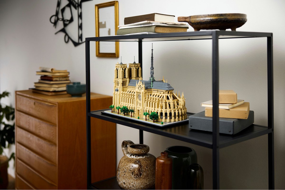 LEGO Architecture Notre-Dame van Parijs - 21061 — afbeelding 25