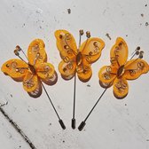 Oranje corsage vlinder op luxe verzilverde speld met afsluitdopje oranje - WK - voetbal - oranje - EK - voetbal - vlinder