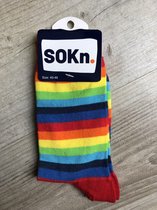 Regenboog sokken-SOKn. trendy sokken "regenboog"(rood) maat 40-46  (Ook leuk om kado te geven !)