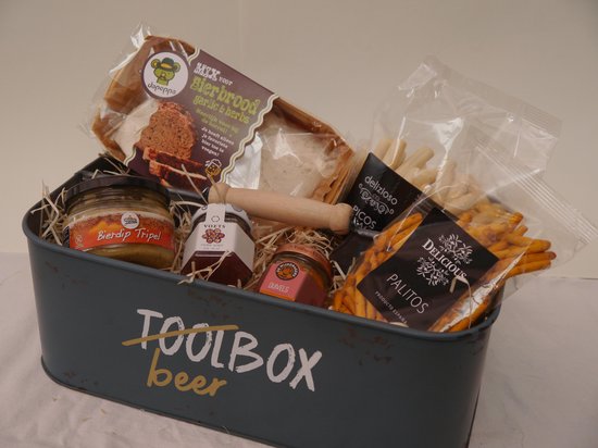 Beer / Toolbox pakket - verjaardag cadeau - voor hem - bier pakket -  geschenk | bol.com