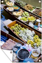 Tuindecoratie Drijvende boten op de markt in Thailand - 40x60 cm - Tuinposter - Tuindoek - Buitenposter