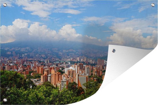 Tuinposter Stedelijke horizon van Medellin in het Zuid-Amerikaanse Colombia - 70x40 cm - Wanddecoratie Buiten - Tuinposter - Tuindoek - Schuttingposter - Tuinschilderij