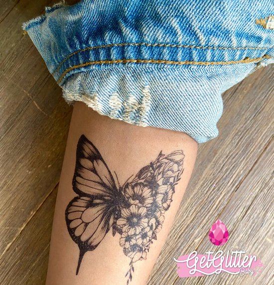 Bloem tattoo vlinder Vlinder Op