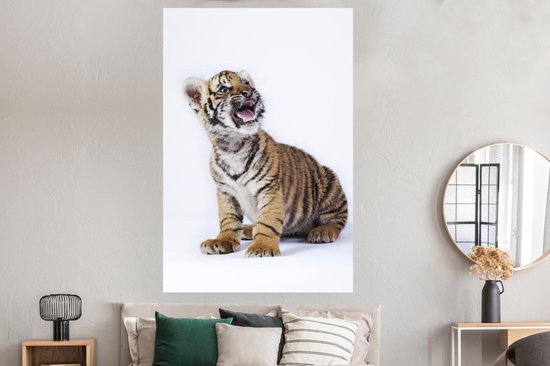 Tigre avec la bouche ouverte sur papier poster fond blanc 120x180 cm - Tirage photo sur Poster (décoration murale salon / chambre) / Poster Animaux sauvages XXL / Groot format!