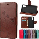 Voor Samsung Galaxy S21 FE vlinderbloempatroon horizontale flip lederen tas met houder & kaartsleuven en portemonnee (bruin)