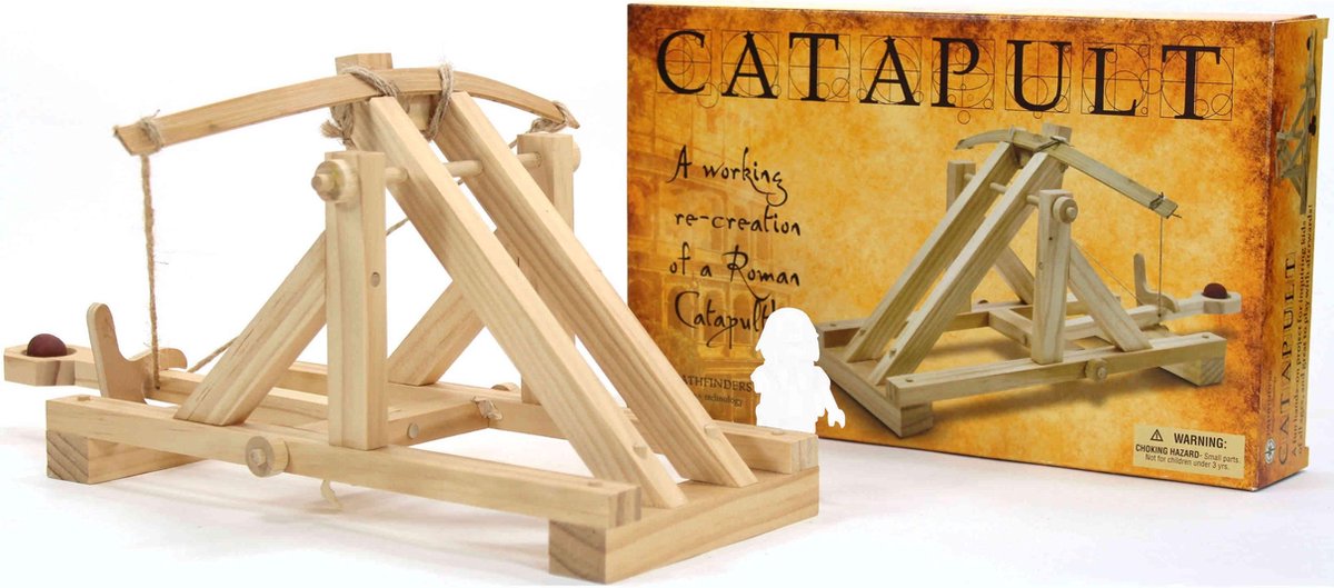 Catapulte médiévale en bois, produit fonctionnel