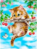 Schattige Kitten in Kersenboom met Vlinder - Diamond Painting - 40x30cm - Complete Set - Inclusief Tools - Stipco