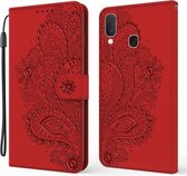 Voor Samsung Galaxy A40 Pauw Reliëfpatroon Horizontale Flip Leren Case met Houder & Kaartsleuven & Portemonnee & Lanyard (Rood)