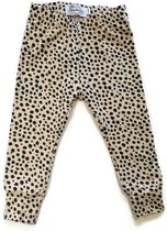 The-Dreamstore.com zandkleur broekje met zwarte dots, handgemaakt voor hippe baby's en kinderen.