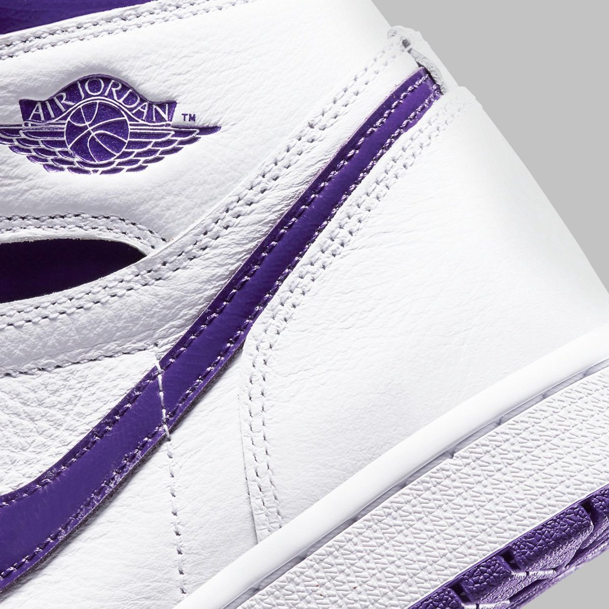 Nike Air Jordan 1 High OG, CD0461 151, White/Court Purple, EUR 38 | bol.com