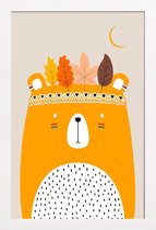 JUNIQE - Poster in houten lijst Cute Little Bear Yellow -40x60 /Bruin