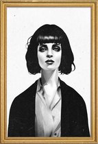 JUNIQE - Poster met houten lijst Mrs Mia Wallace -13x18 /Wit & Zwart