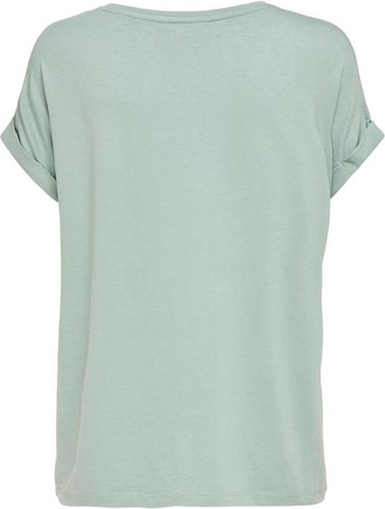 Achterkant van een lichtgroen dames T-shirt met korte omgeslagen mouwen.