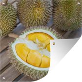 Durian coupé en deux avec le fruit exposé Affiche de jardin 100x100 cm - Toile de jardin / Toile d'extérieur / Peintures d'extérieur (décoration de jardin)