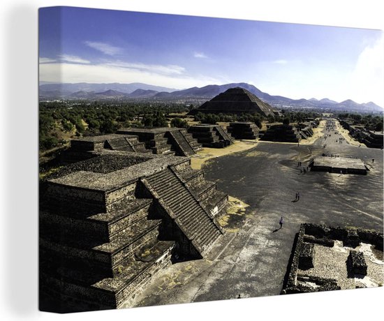 Canvas schilderij 180x120 cm - Wanddecoratie Uitzicht vanaf de Maan Piramide over de piramides in Teotihuacán - Muurdecoratie woonkamer - Slaapkamer decoratie - Kamer accessoires - Schilderijen