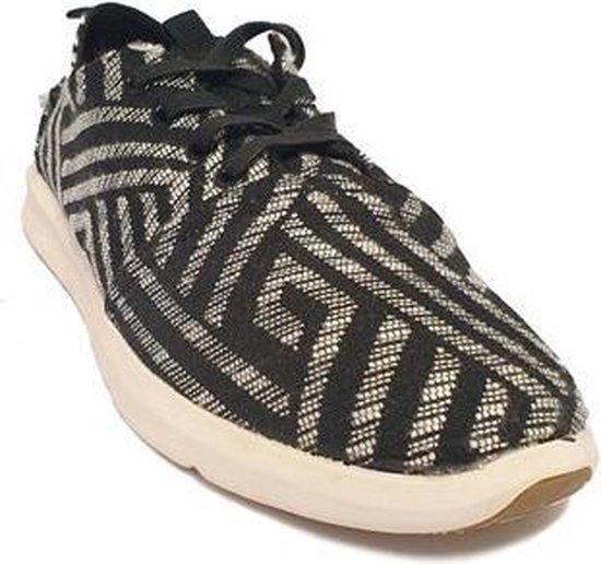 Baskets Toms Viaje 10004799 Noir White Culturel Tissé Taille 42,5