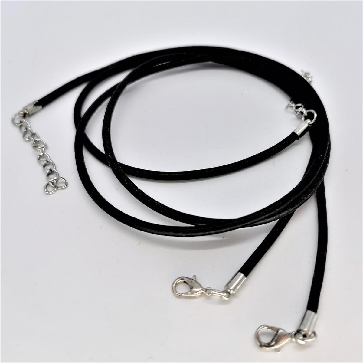 Dames ketting- leren ketting met parelmoer en agaat hanger - www Dames ketting- leren ketting met parelmoer en agaat hanger - www